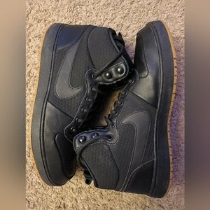 Men's Nike Ebernon Mid Winter 'Black Gum' AQ8754-001 - Size 12